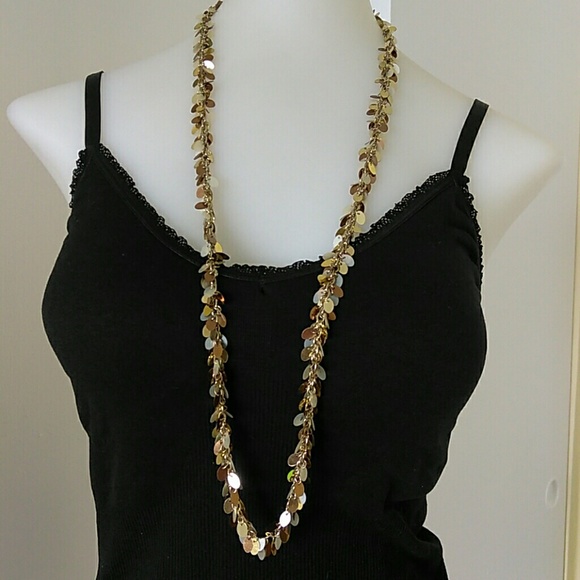 PRETTY LEAF NECKLANCE. - Picture 2 of 5